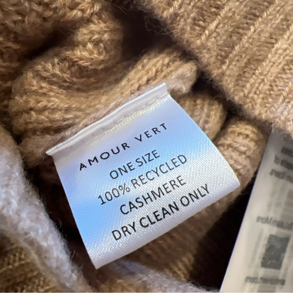 Amour Vert Set 100% Cashmere Colby Hat & Jolie Scarf Cafe Au Lait - Picture 4 of 10